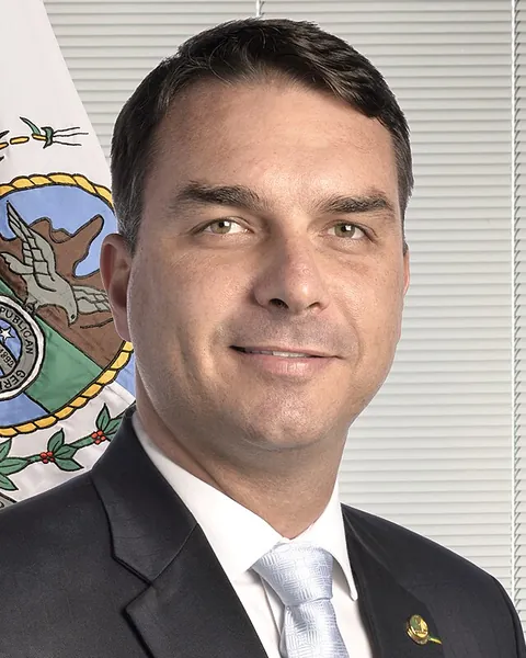 Retrato de Flávio Bolsonaro